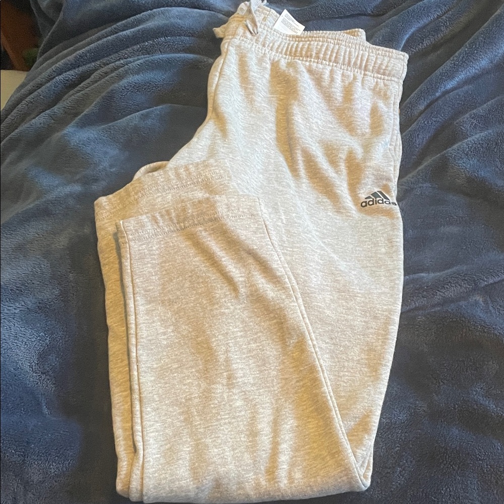 Adidas Men’s Light Gray Joggers